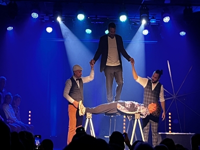 Soir&eacute;e hypnose avec 3 artistes en la mati&egrave;re...