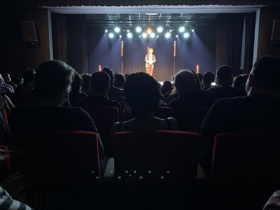 Spectacle de Florent Peyre au Th&eacute;&acirc;tre Colbert