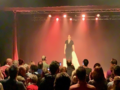 Soir&eacute;e caf&eacute;-th&eacute;&acirc;tre au Colbert avec Antonia de Rendinger